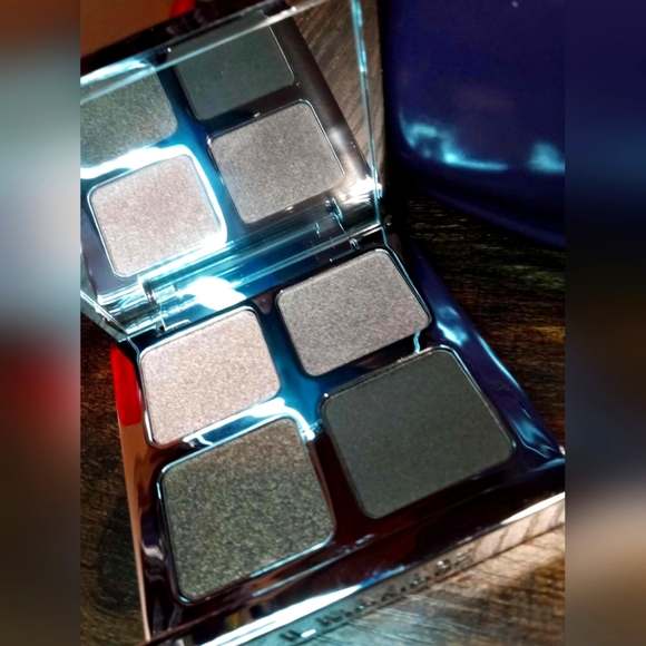 IL MAKIAGE (Game Changer) - Color Boss Squad Eyeshadow Palette - Picture 7 of 12
